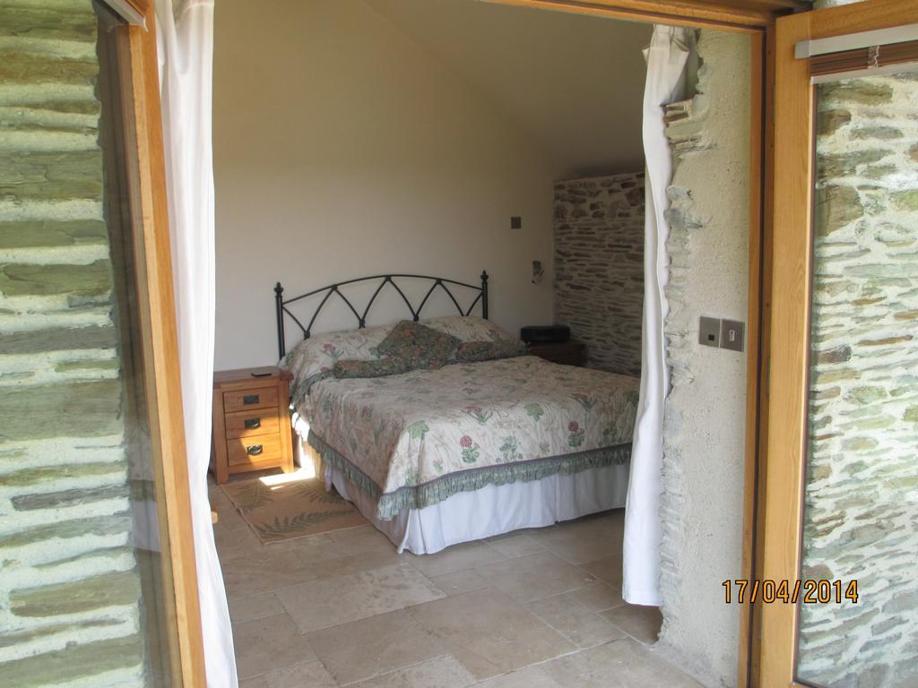 White Willow Villa Fowey Room photo
